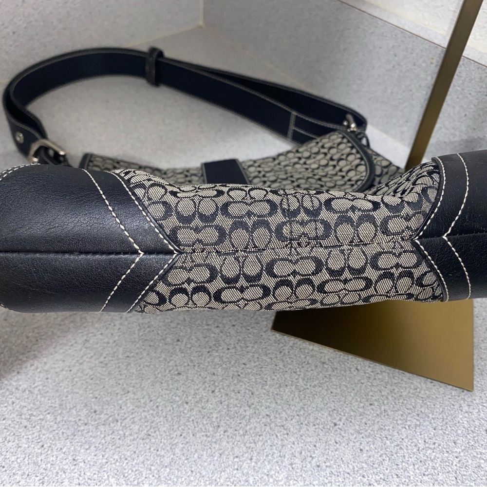 Coach Vintage SoHo Mini Signature Shoulder/Crossbody Bag EUC - Picture 12 of 16